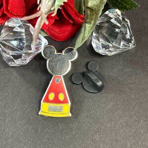 Disney Mickey Mouse Trading Pin Hidden Mickey Trophy Lapel Pin Brooch Jewelry